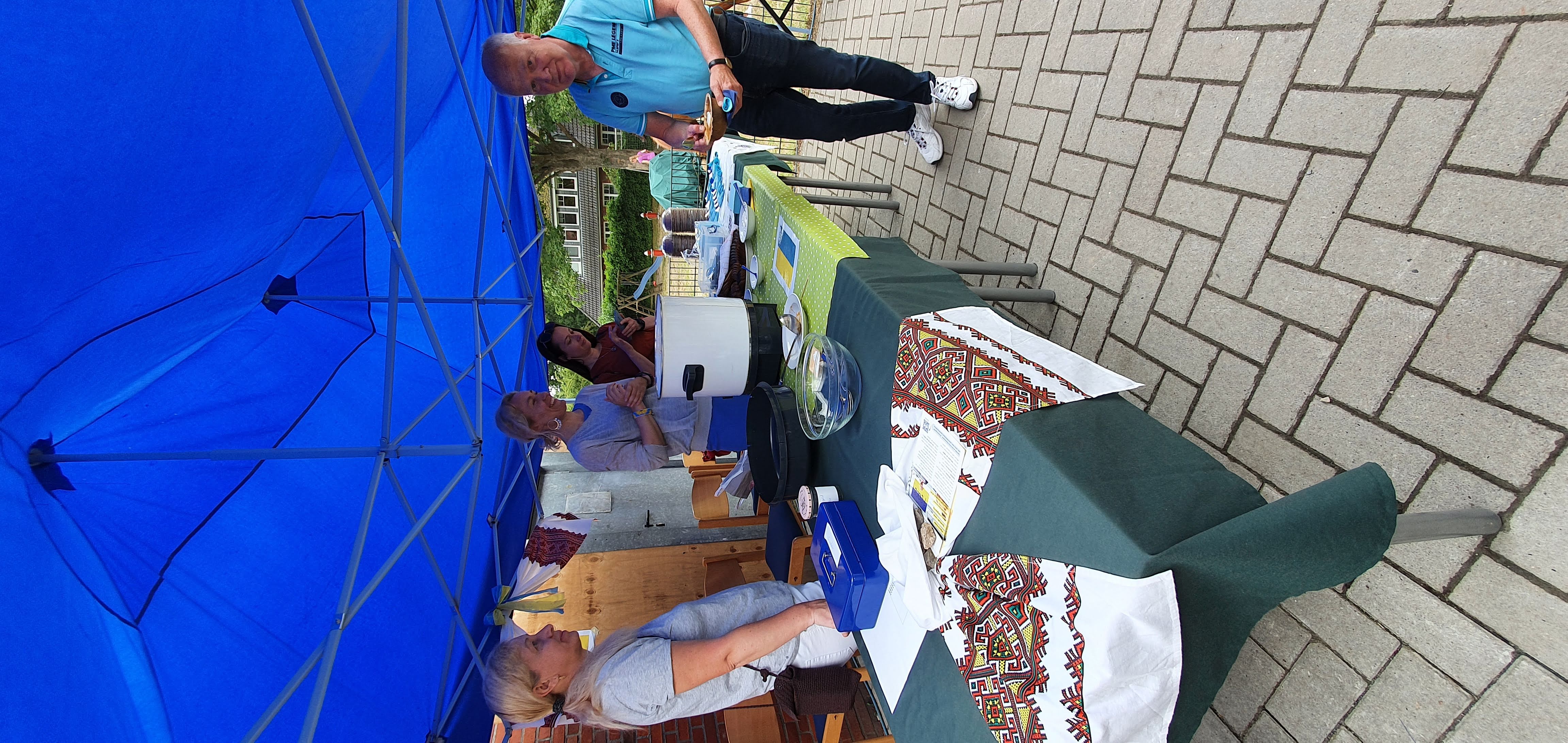 Borschtsch Verkaufsstand3